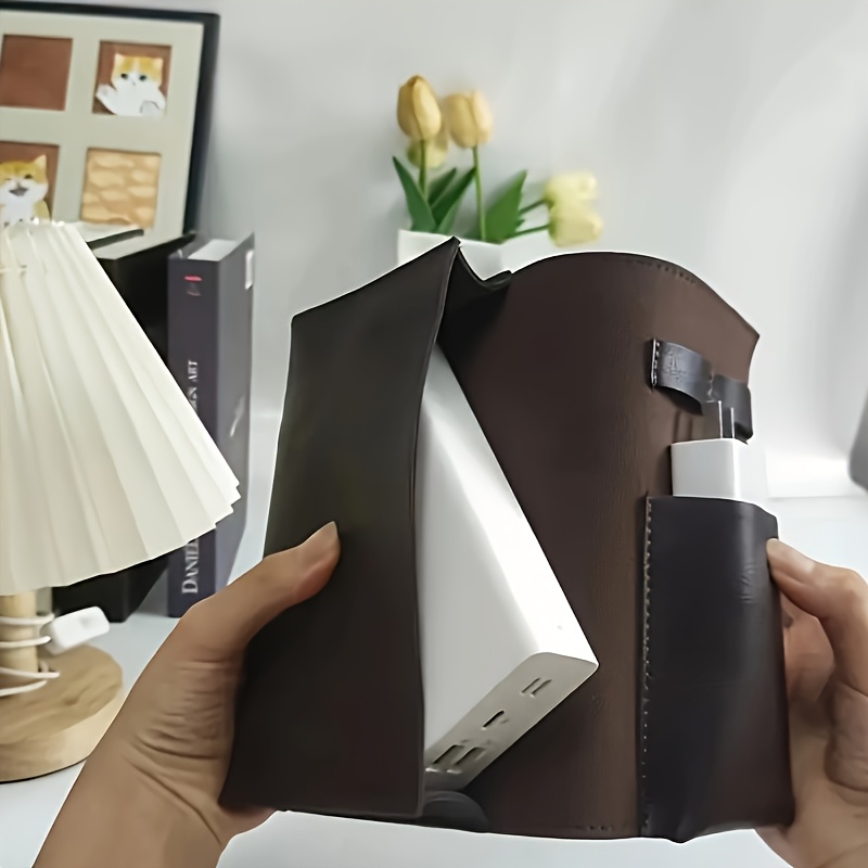 Tech Accessories Travel Case - 電子機器用トラベルオーガナイザーケース（複数コンパートメント付き）- 充電器、ケーブル、イヤホン用のポータブルテックアクセサリー収納