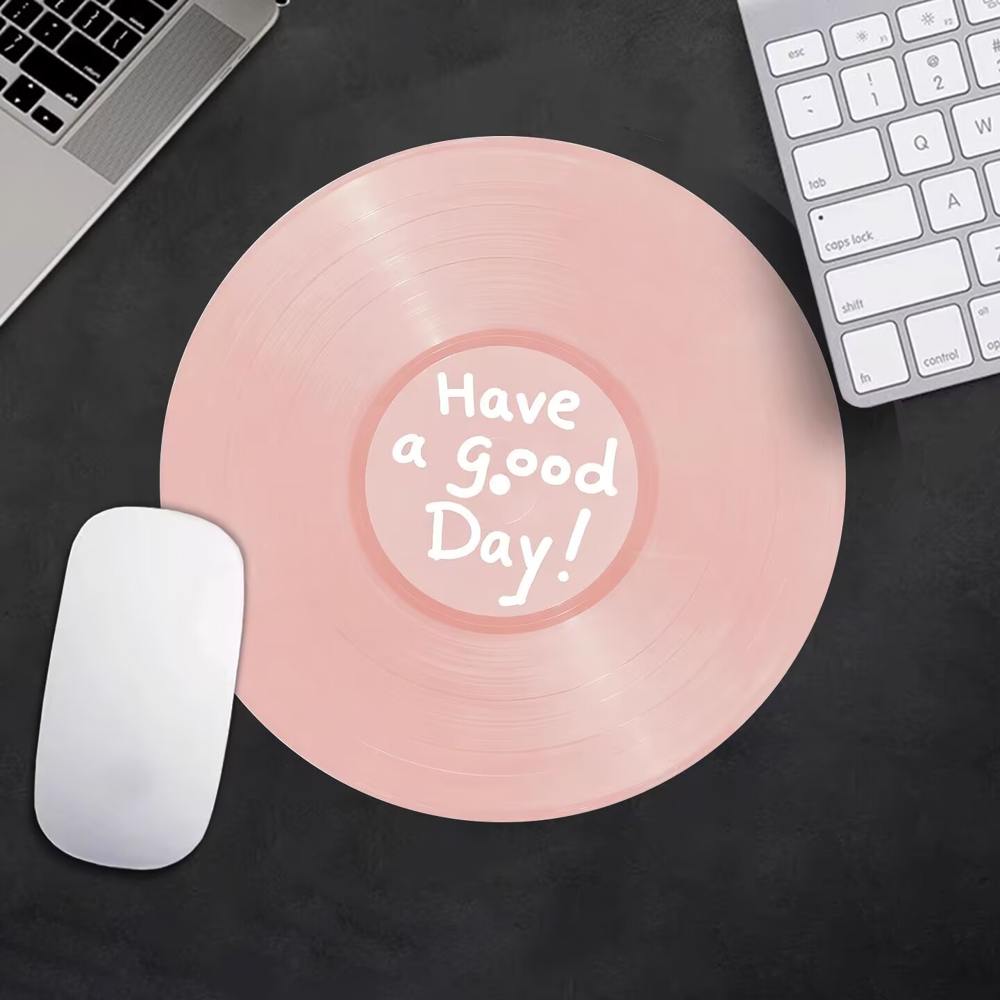 滑り止めラウンドマウスパッドヴィンテージビニールレコードブル - Tech Table Accessories のレビューと価格