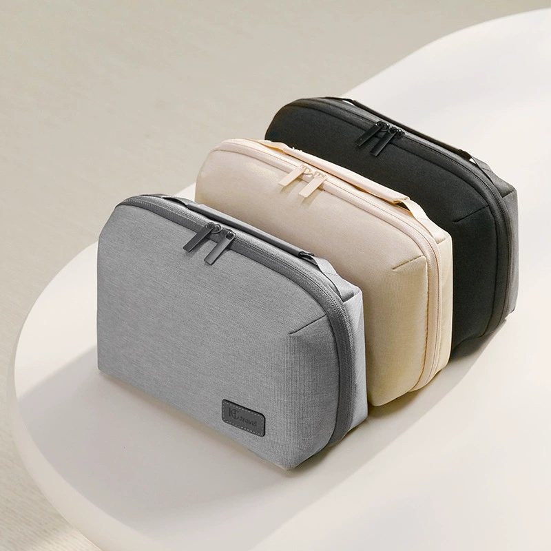 電子機器オーガナイザー トラベルケース、防水トラベルバッグ  - Tech Accessories Travel Case のレビューと価格