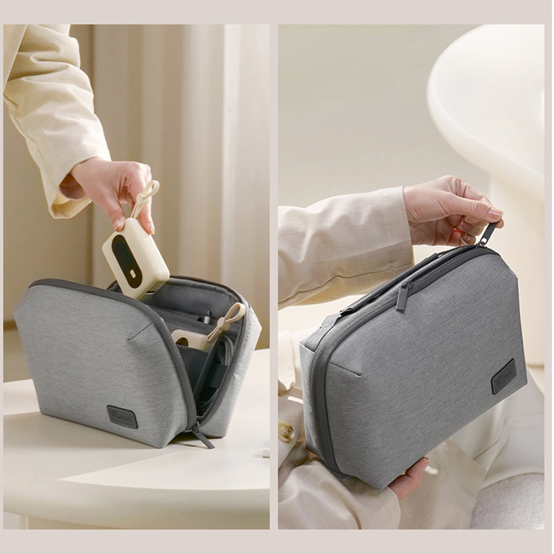 電子機器オーガナイザー トラベルケース、防水トラベルバッグ  - Tech Accessories Travel Case のレビューと価格